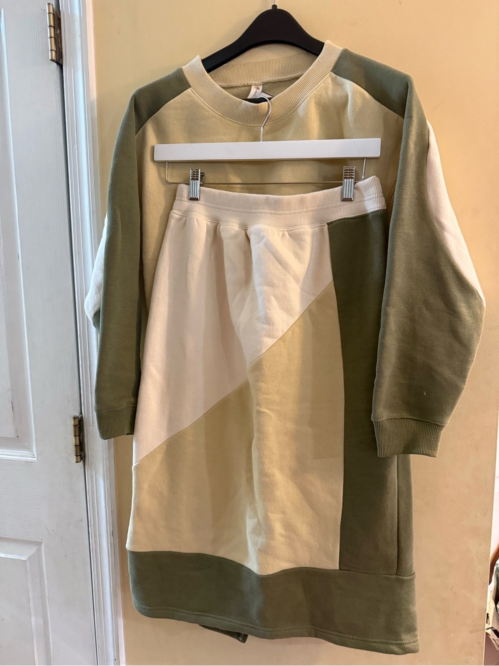 Daily Practice for Anthropologie Colorblock Olive Green and Cream Set, small - Picture 2 of 13